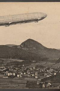 210068. Erinnerungs-Postkarte an die Landung des Zeppelinluftschiffes Sachsen in Haida [= Nový Bor]
