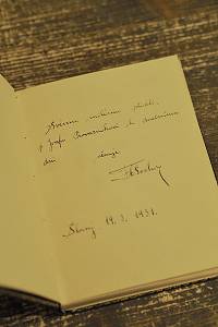 Storchův zpěvní věnec : sbírka písní národních a znárodnělých pro veselé kruhy naše / uspořádal Josef Kalenský [i.e. Josef Urbánek]
